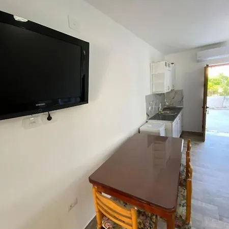 Апартаменты Arlind's *